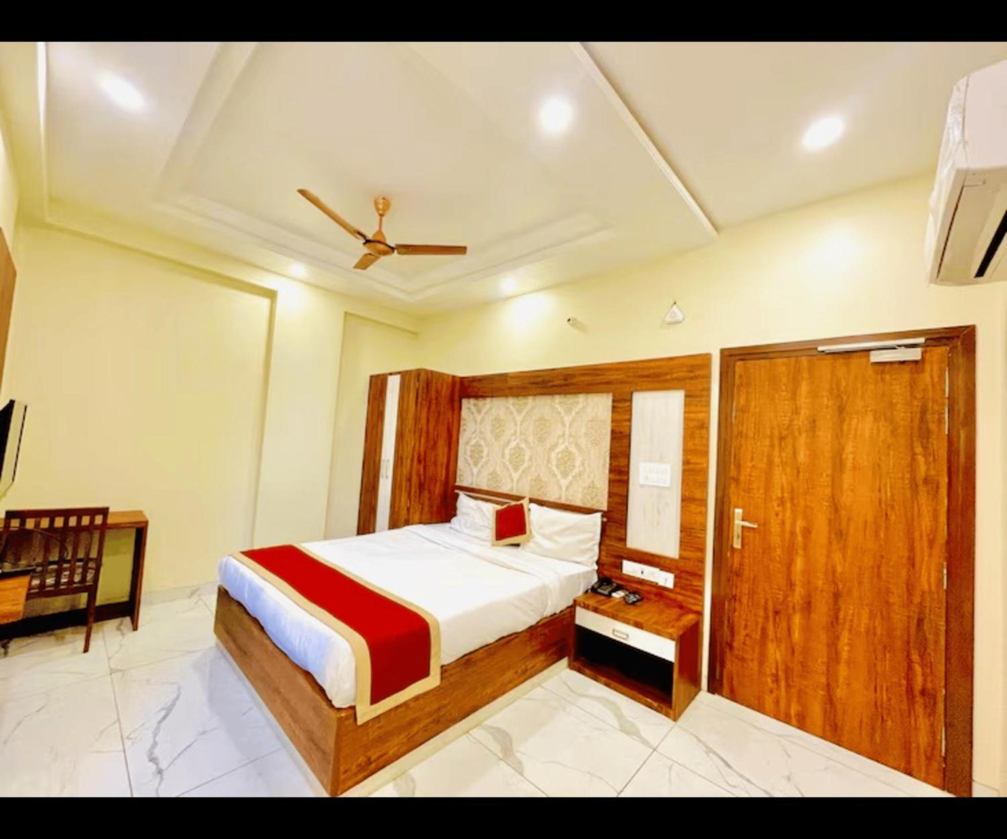 Hotel Hari Inn Jaipur Exteriör bild