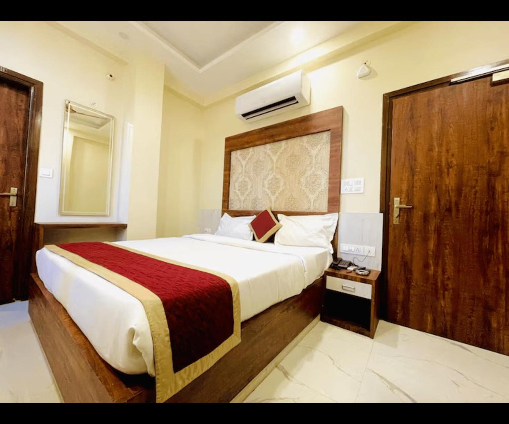 Hotel Hari Inn Jaipur Exteriör bild