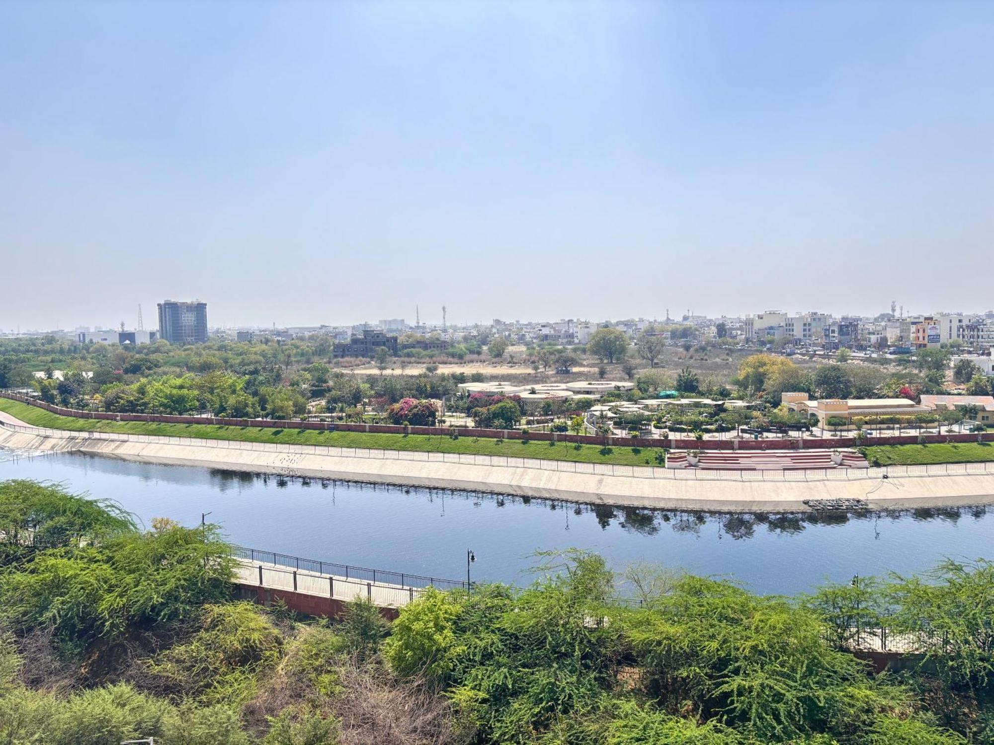 Hotel Hari Inn Jaipur Exteriör bild