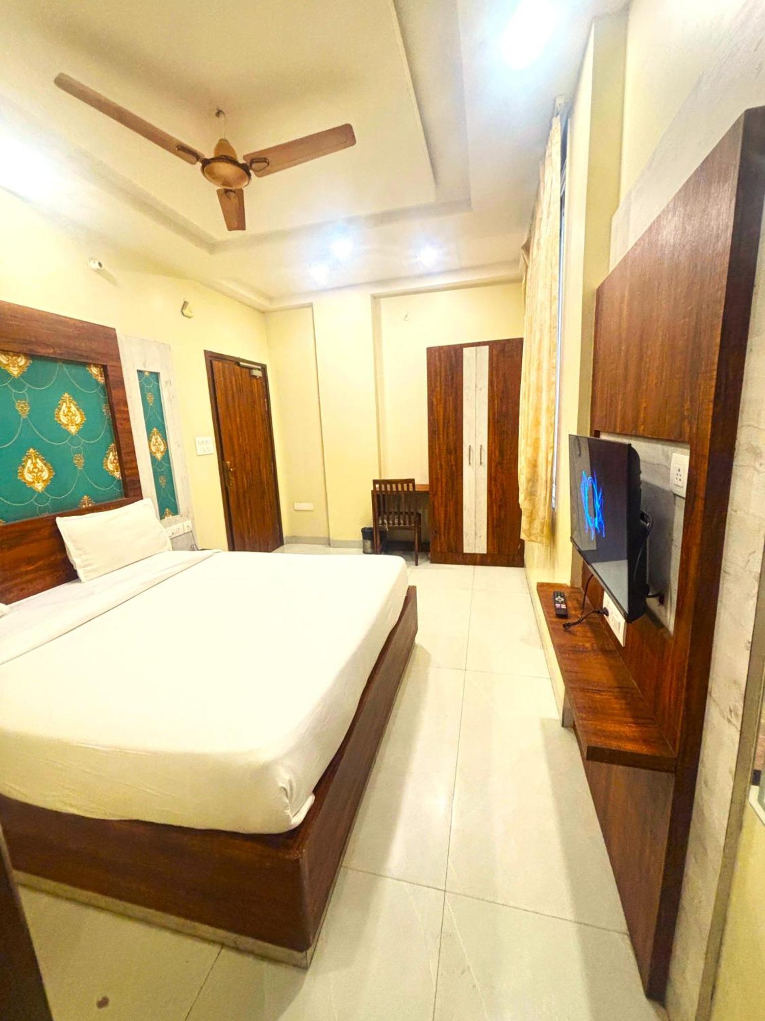 Hotel Hari Inn Jaipur Exteriör bild