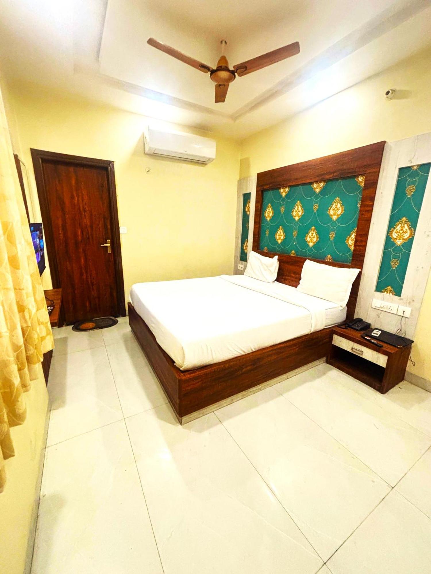 Hotel Hari Inn Jaipur Exteriör bild