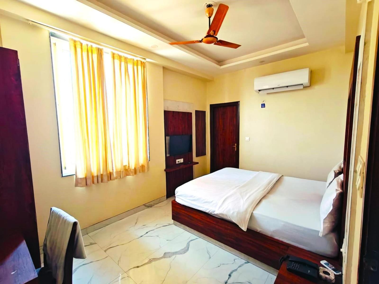 Hotel Hari Inn Jaipur Exteriör bild