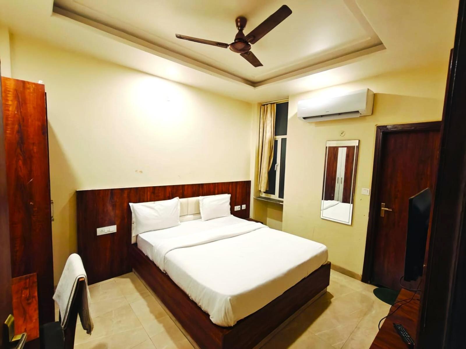 Hotel Hari Inn Jaipur Exteriör bild
