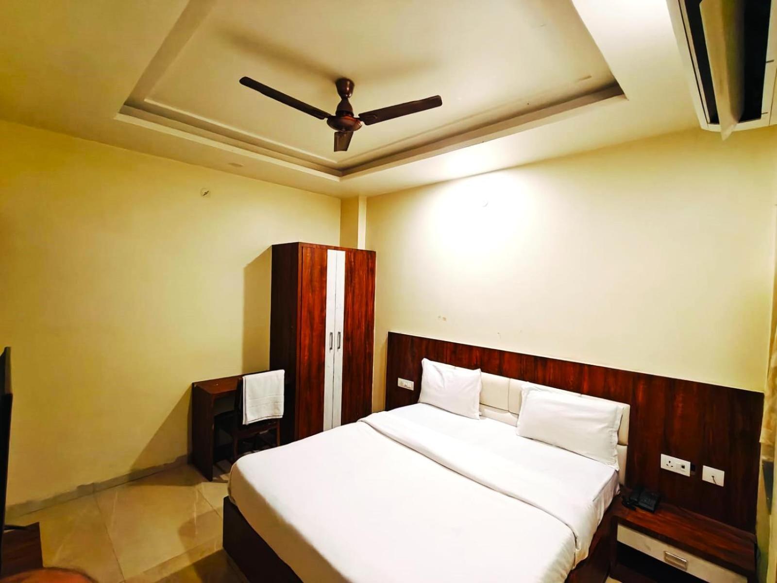 Hotel Hari Inn Jaipur Exteriör bild